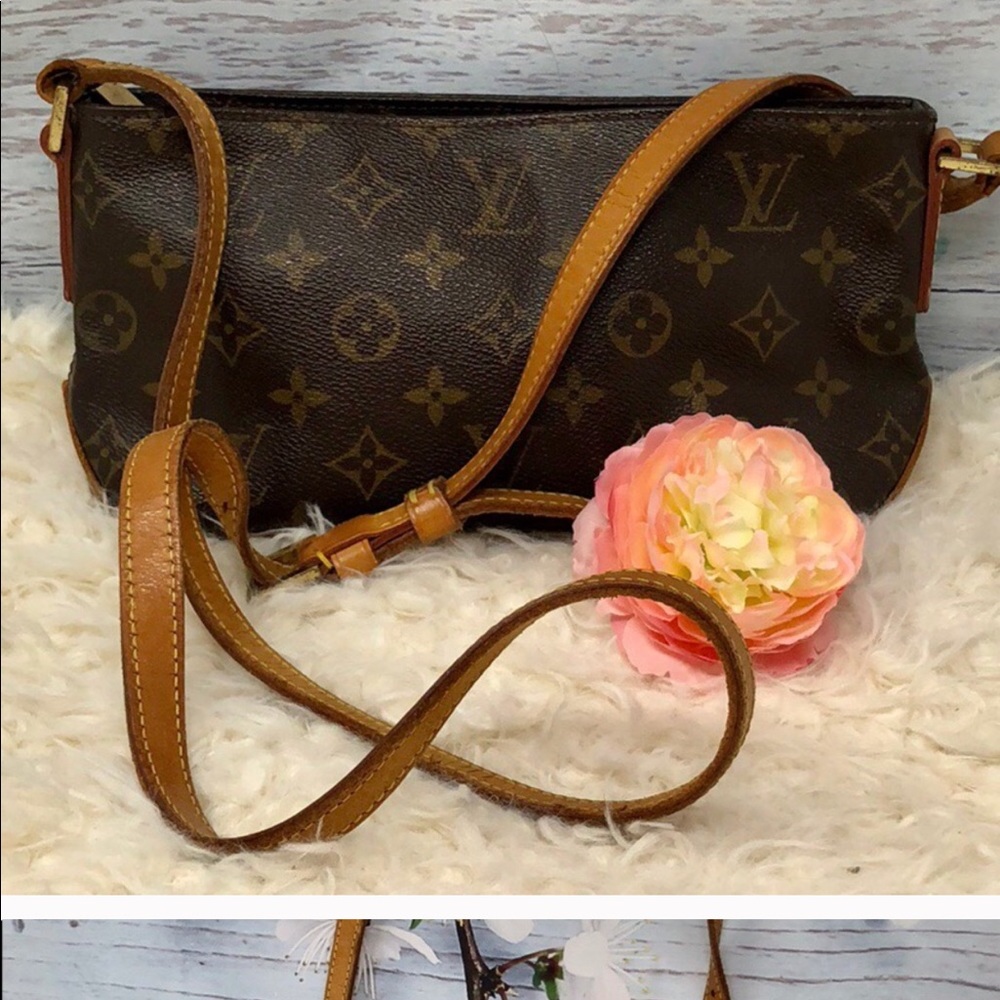 Authentic louis vuitton Trotteur Crossbody